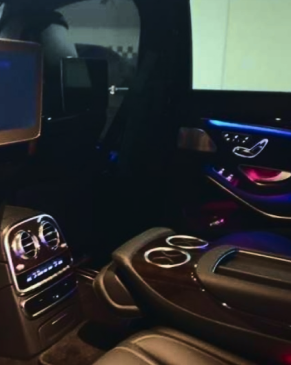 벤츠 S560 뒷좌석